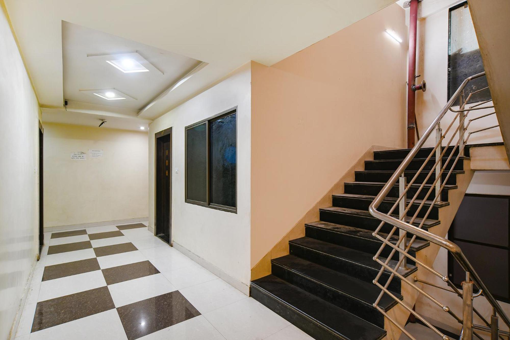 Fabhotel Shivam Palace- Near Mahakal Mandir اوجاين المظهر الخارجي الصورة