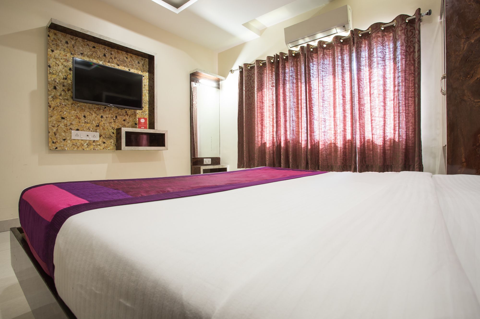 Fabhotel Shivam Palace- Near Mahakal Mandir اوجاين المظهر الخارجي الصورة